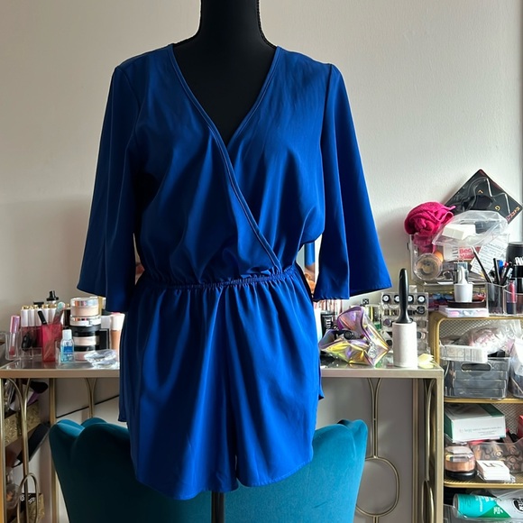 Casual Romper - Picture 1 of 6